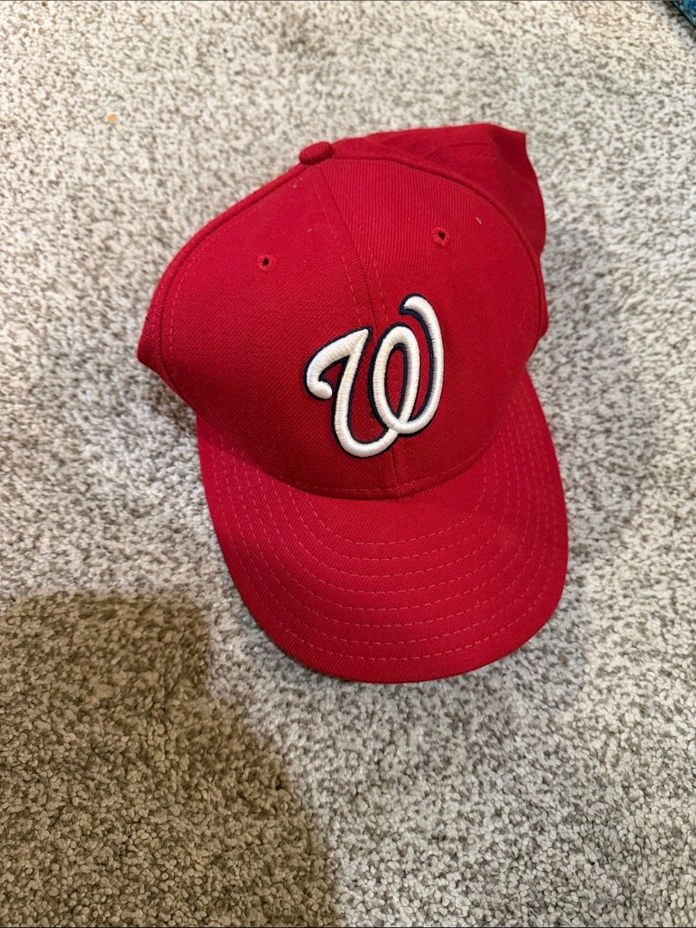 Washington Nationals Baseball Cap.